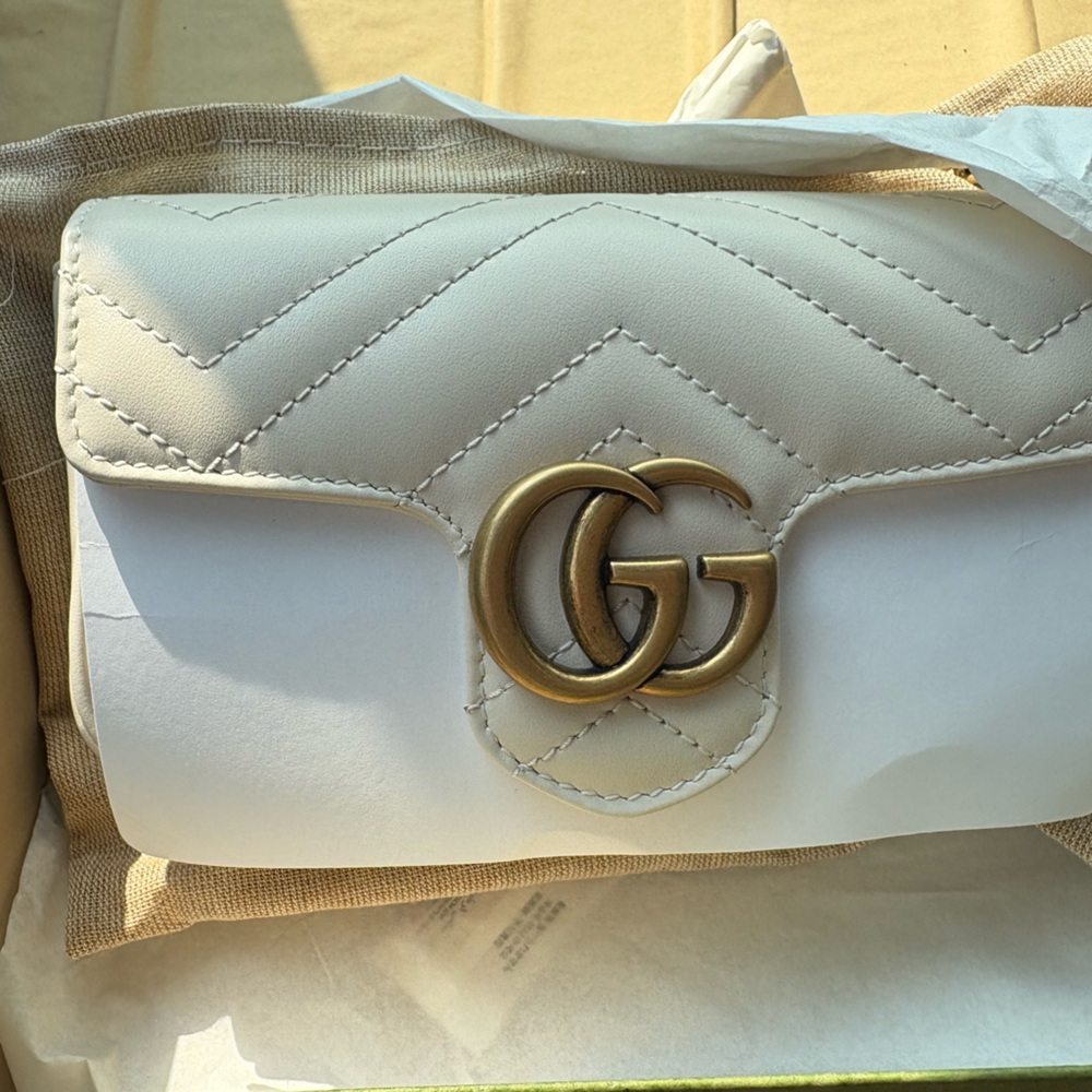 Gucci GG MARMONT SMALL SHOULDER BAG